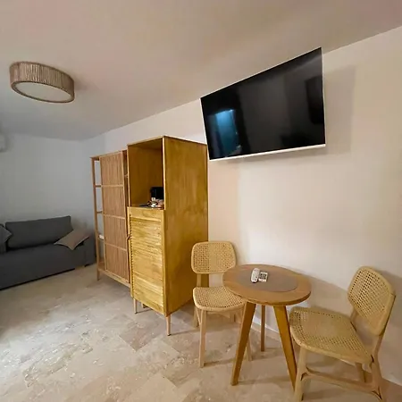 Loggia Kwatera prywatna *